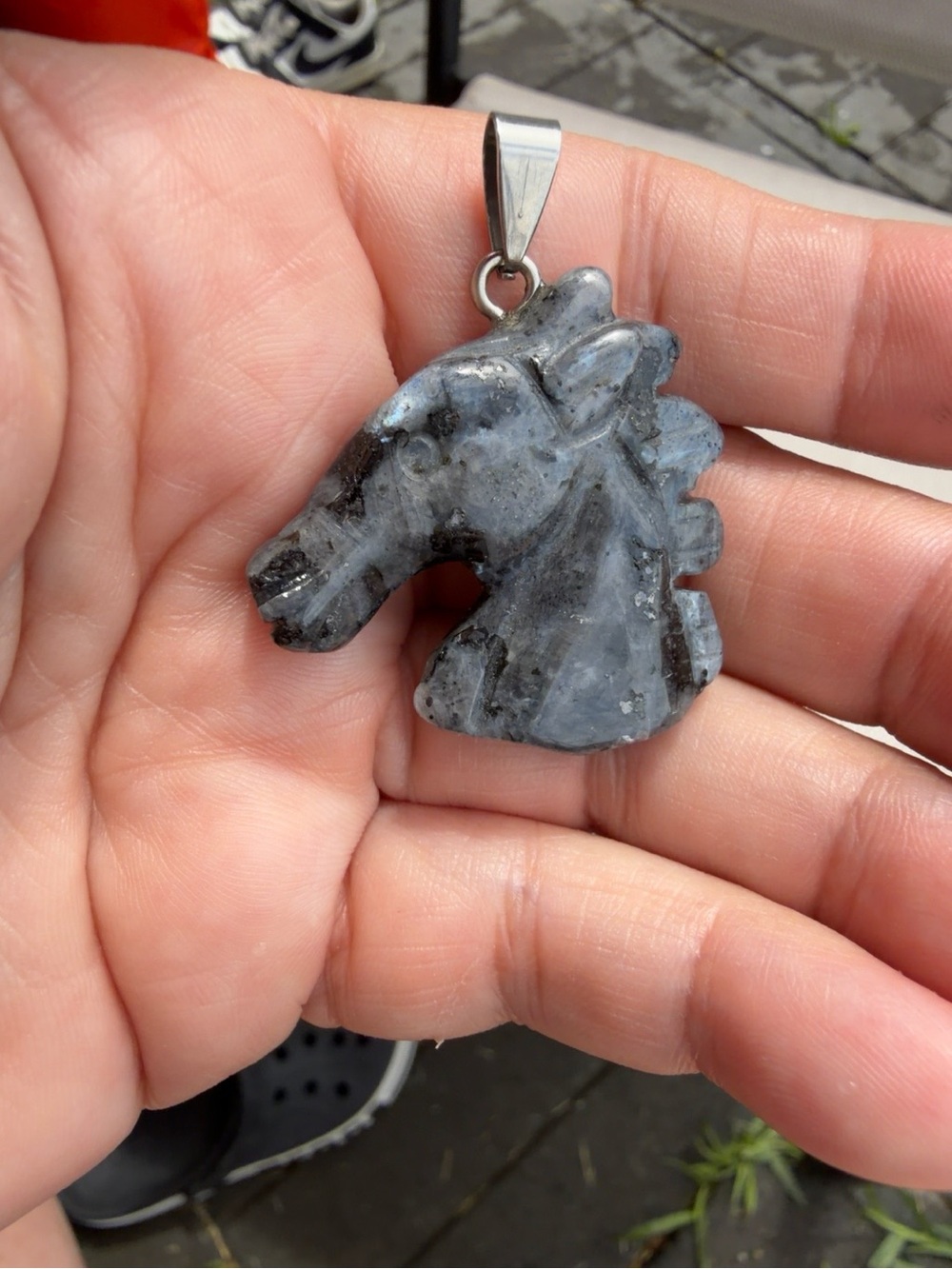 Labradorite Hand-Carved Horse Head Pendant, Blue Flash Equestrian Jewelry - Picture 3 of 3